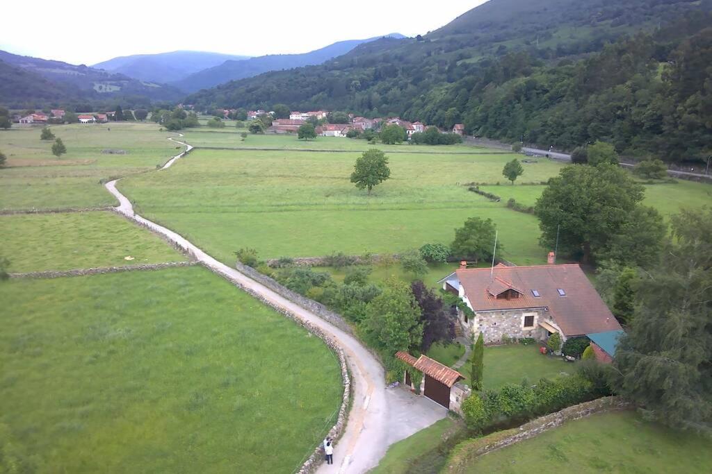 Casa Las Lindes Valle de Cabuerniga , Cantabria Exterior foto
