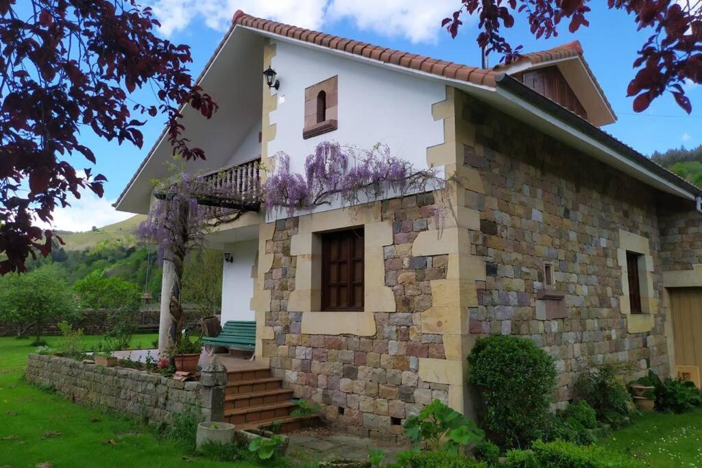 Casa Las Lindes Valle de Cabuerniga , Cantabria Exterior foto